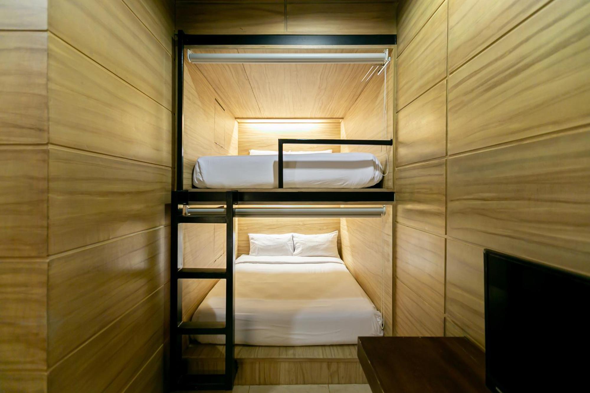 Asrama The Bedrooms *